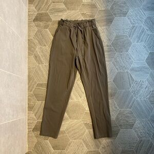 Lululemon Straight Leg Pant